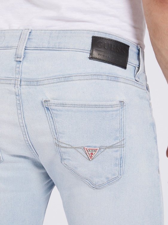 тесни дънкови сини панталони Guess нова тенденция