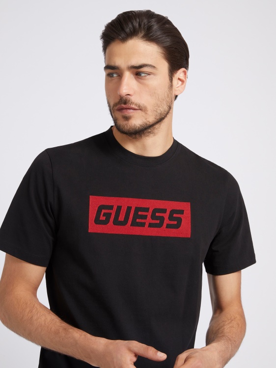 нова черна тениска с лого отпред Guess