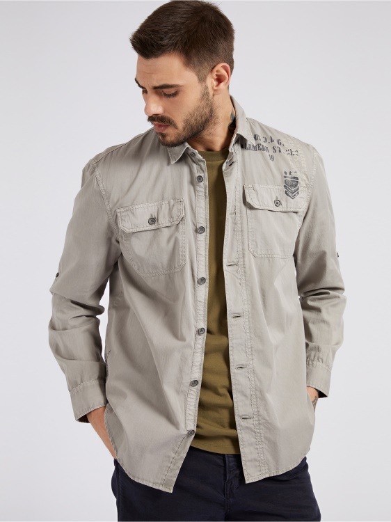 риза с щампа отпред Guess сива