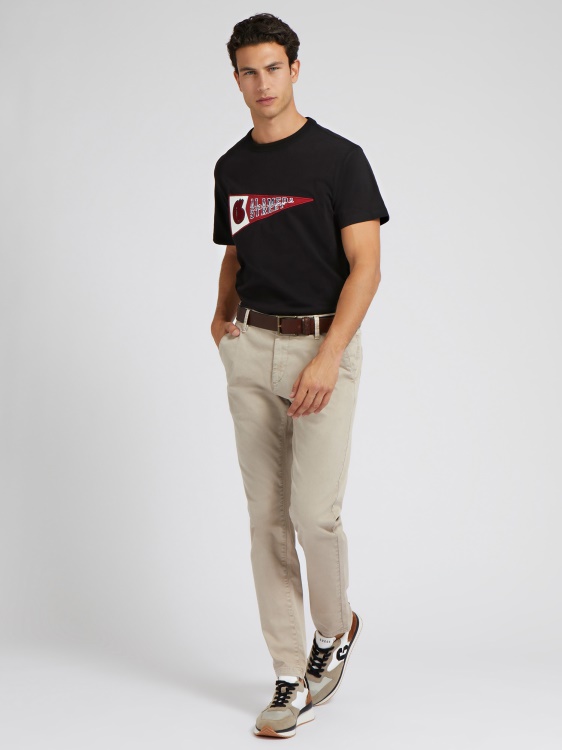 черна тениска Guess Front Patch