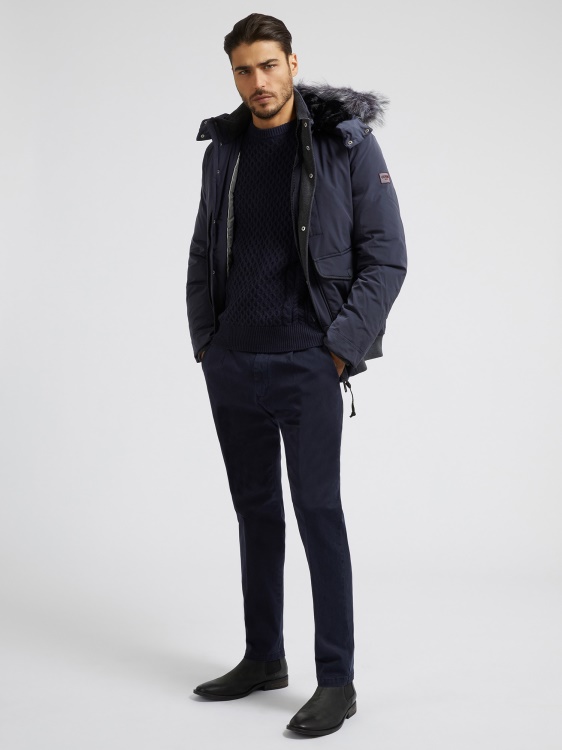 Guess сив истински пух
