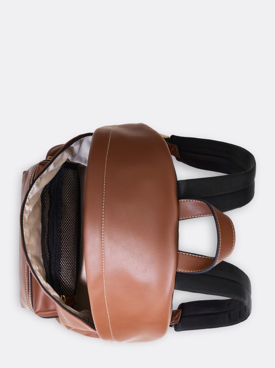 Guess кафява раница с преден джоб