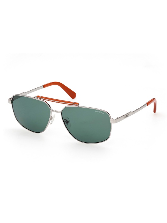 модел слънчеви очила Guess Navigator