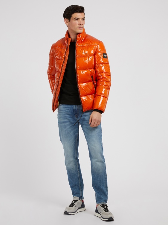 жълта течност ефект пуфър предположение