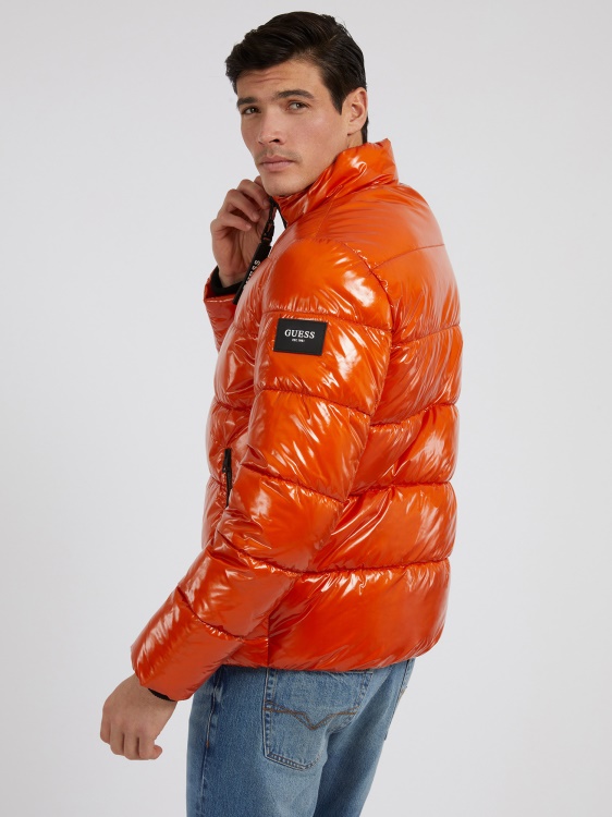 жълта течност ефект пуфър предположение