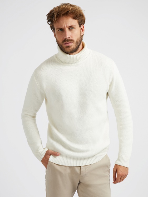 пуловер с деколте от кашмир Guess сив