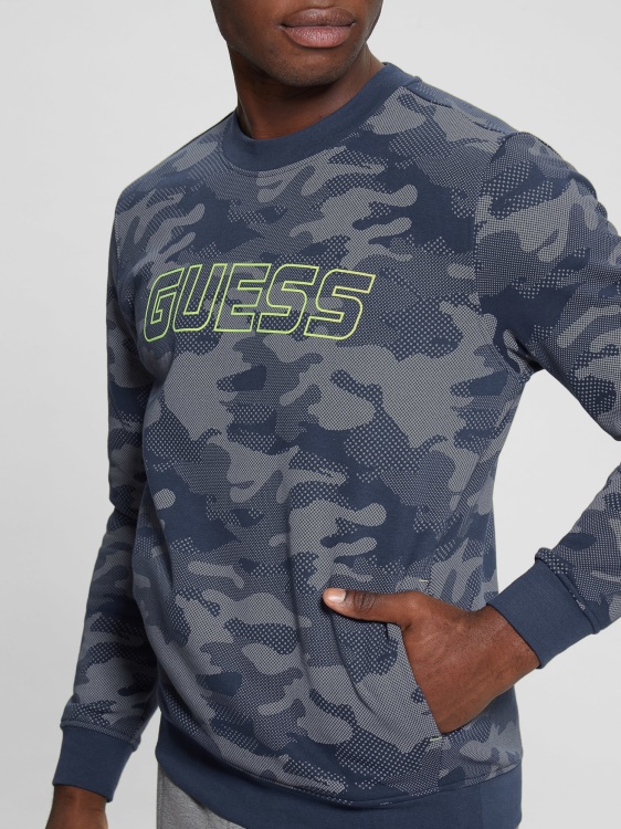 сив многофункционален суичър с камуфлажен принт Guess