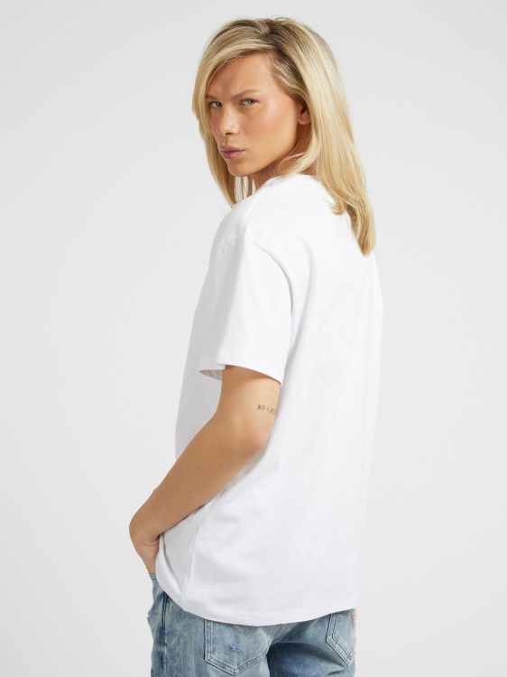бяла тениска с бродирано триъгълно лого Guess