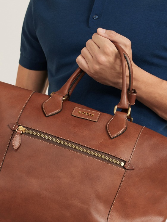 кафява голяма уикенд чанта от истинска кожа Lario Guess