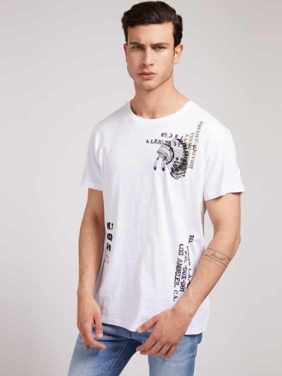 предна тениска с щампа Guess бяла
