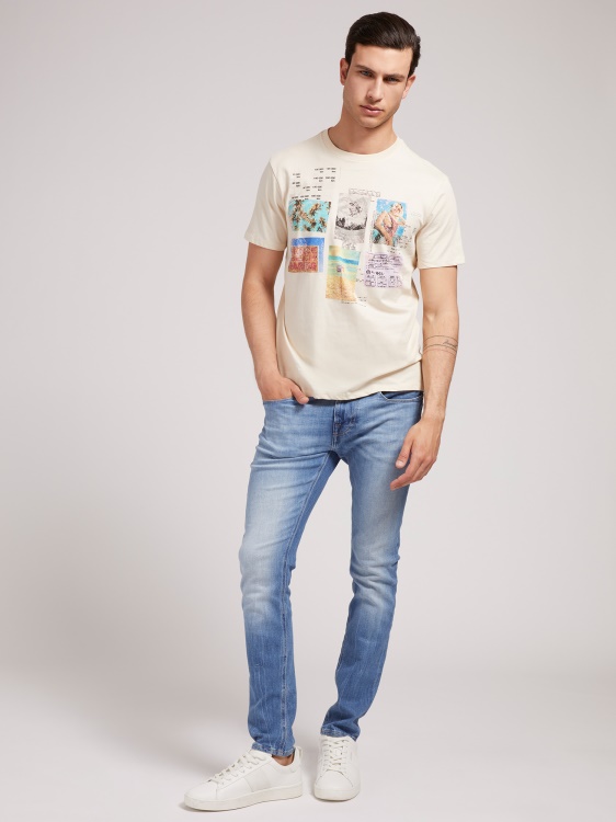 предна тениска с щампа Guess крем