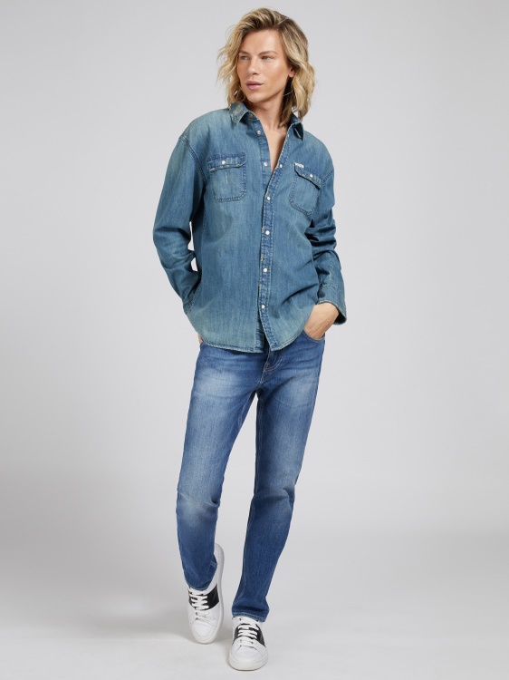 синята дънкова риза Guess Regular Fit