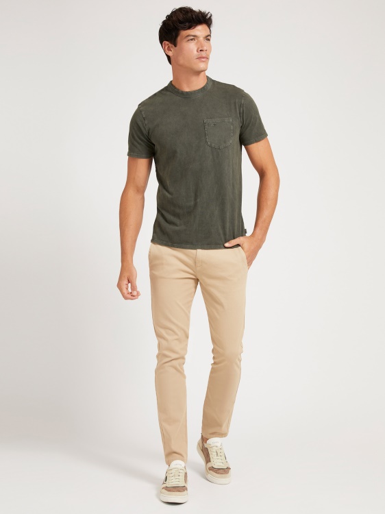 прилепнал панталон Guess бежов