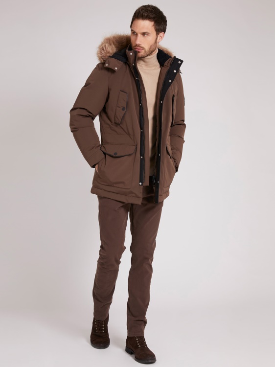 подплатено пухено яке с качулка Guess кафяво