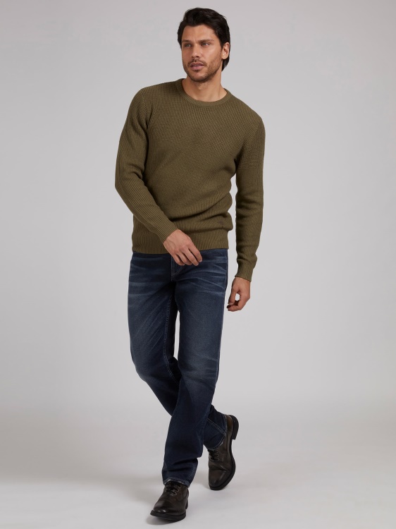 зелен пуловер с кръгло деколте от смес от вискоза