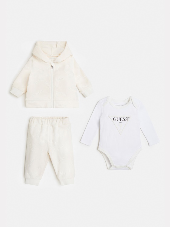 бял Guess шенил суичър боди панталон