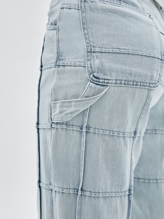 сив дънков панталон със спокойна кройка Guess