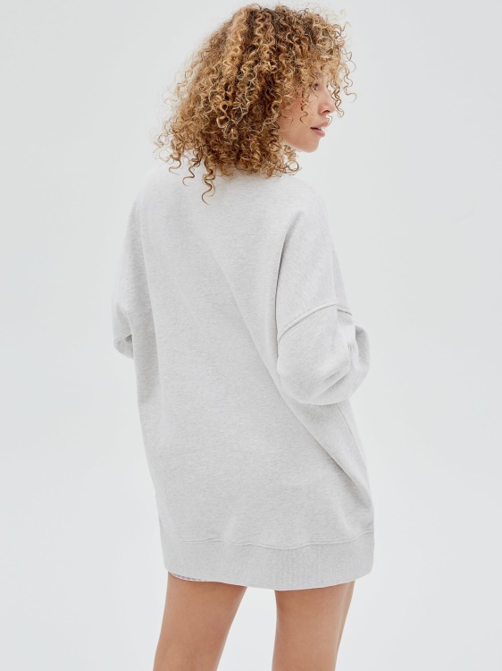 суичър с предно лого Guess H9e1