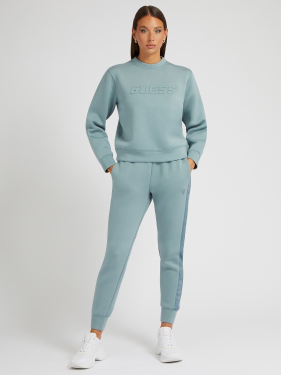 костюм с предно лого зелен Guess