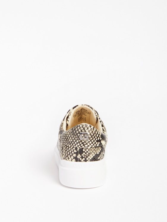 маратонки Hilan с многоцветен модел Guess с принт на питон