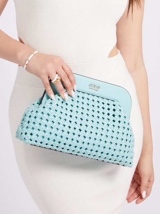 светлосин плетен клъч сицилия Guess