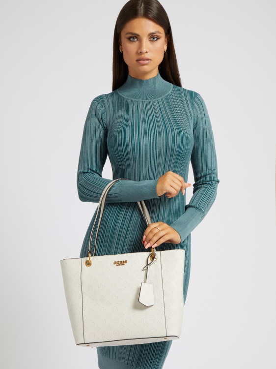 Guess Cream Noelle 4g ​​​​​​божур лого купувач