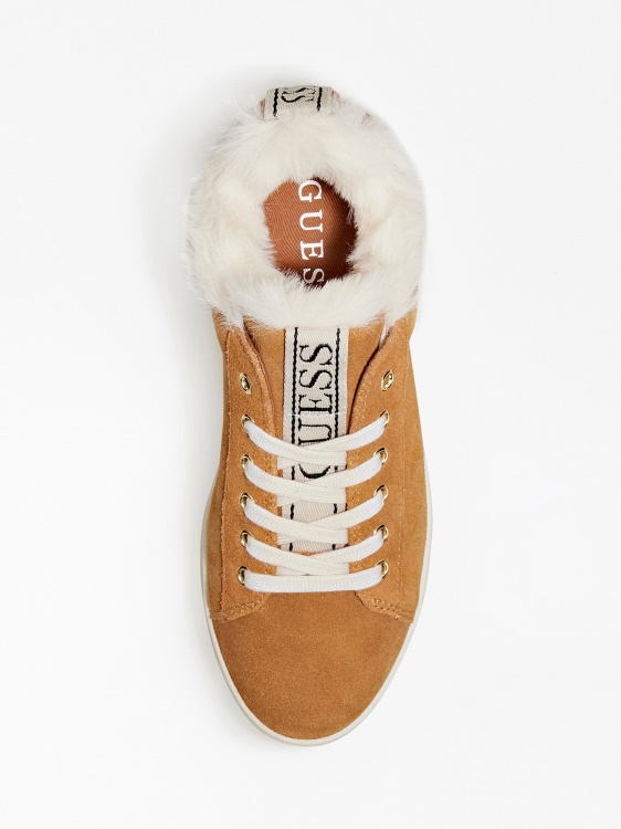 велурени маратонки с нитове Guess бежово