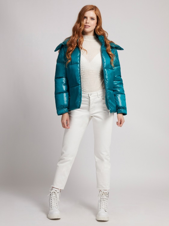 подплатено пухено яке с качулка Guess зелено