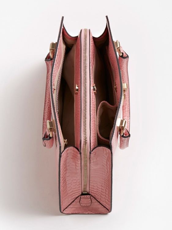 ръчна чанта Guess Pink Stephi с крокодил