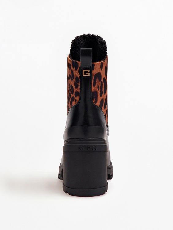 ниски ботуши Rema с животински принт Guess Animalier