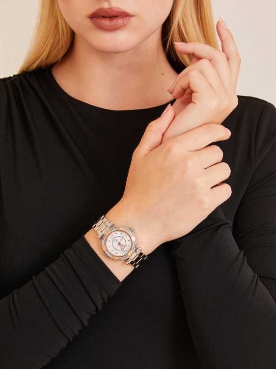 Gc стоманен аналогов часовник Guess розово злато