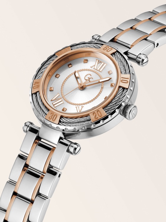 Gc стоманен аналогов часовник Guess розово злато