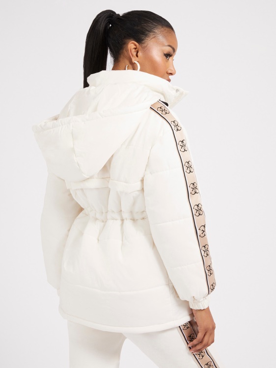бял водоустойчив пуф Guess
