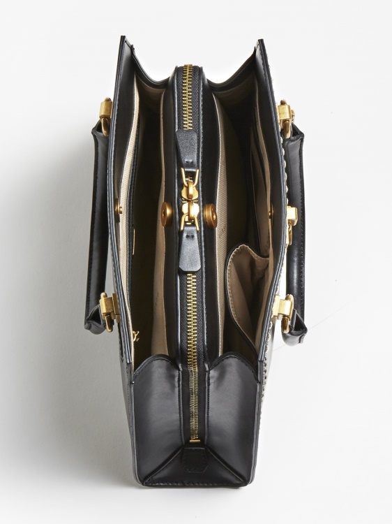 черна дамска чанта Stephi Guess