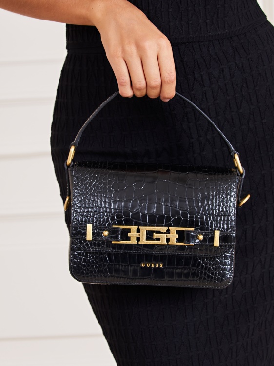 черна чанта през рамо от истинска кожа Guess Cristina