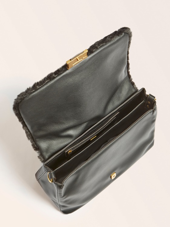 Guess черна чанта за през рамо от изкуствена кожа Helma