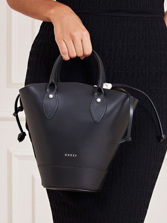 дамска чанта Jary от естествена кожа черна Guess