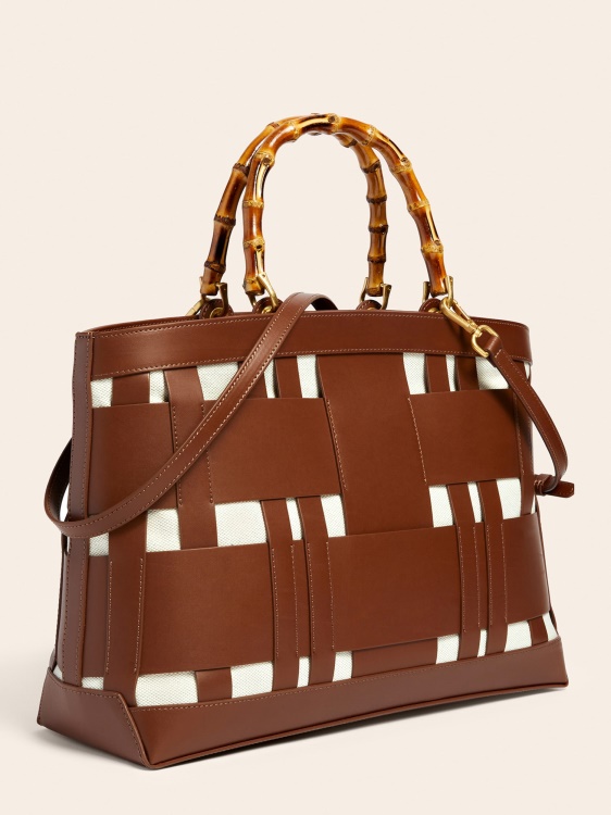 кафява ръчна чанта от естествена кожа Guess Aida