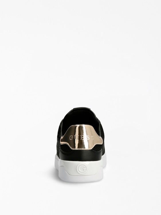 освежете перфорирани маратонки черен Guess
