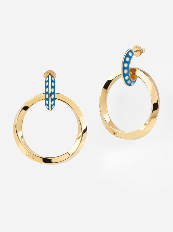 светло сини обеци "обръчите не лъжат" Guess