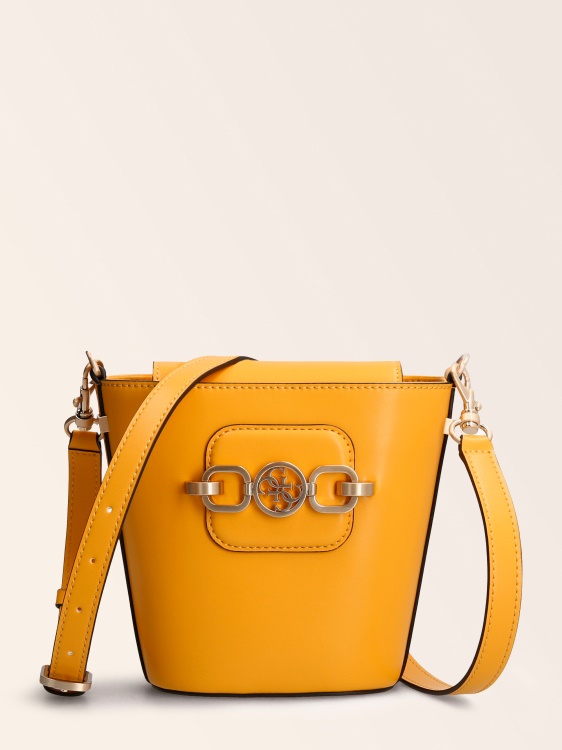 жълта чанта Guess Hensely Bucket Bag