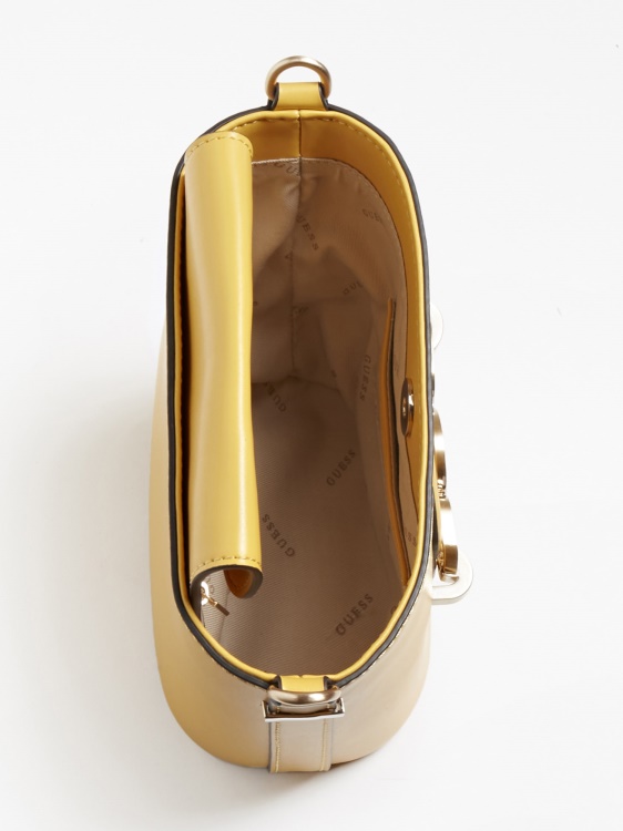 жълта чанта Guess Hensely Bucket Bag