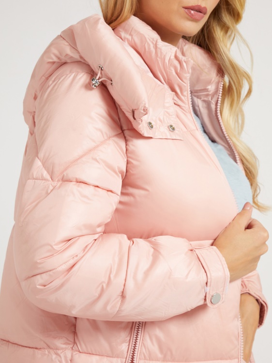 подплатено пухено яке с качулка Guess розово