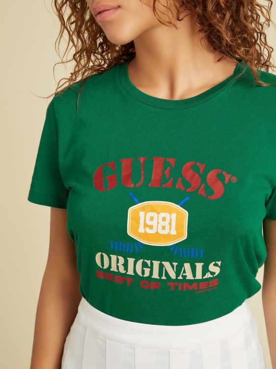 зелена тениска с предно лого на Guess
