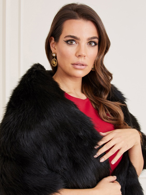 черен шал от изкуствена кожа Guess