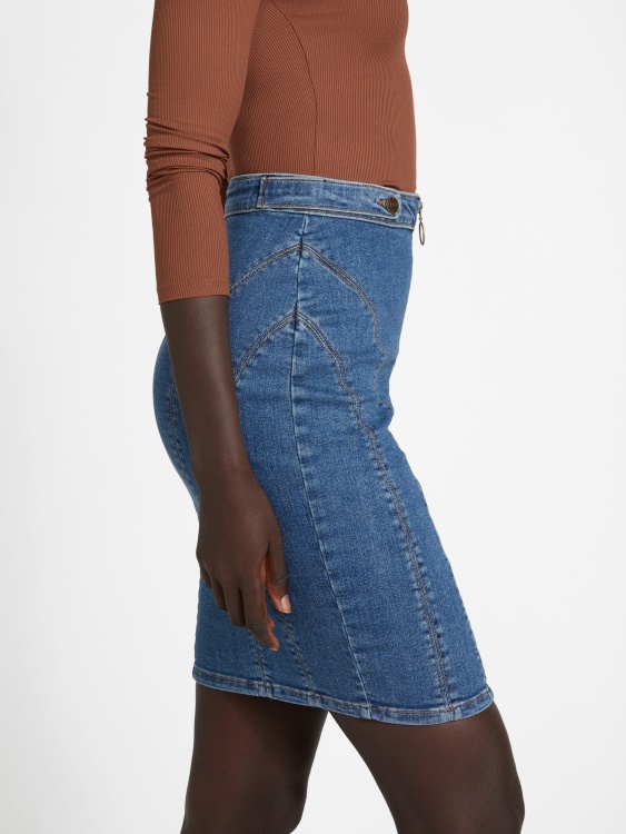 дънкова пола с цип Adeline Guess средно изпиране