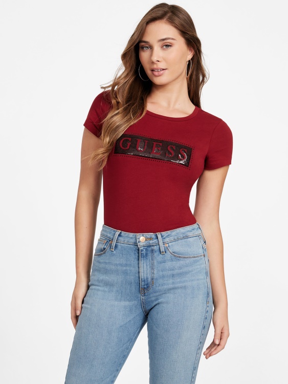 тениска със стоманени пайети и кристали Guess Beet Juice Red