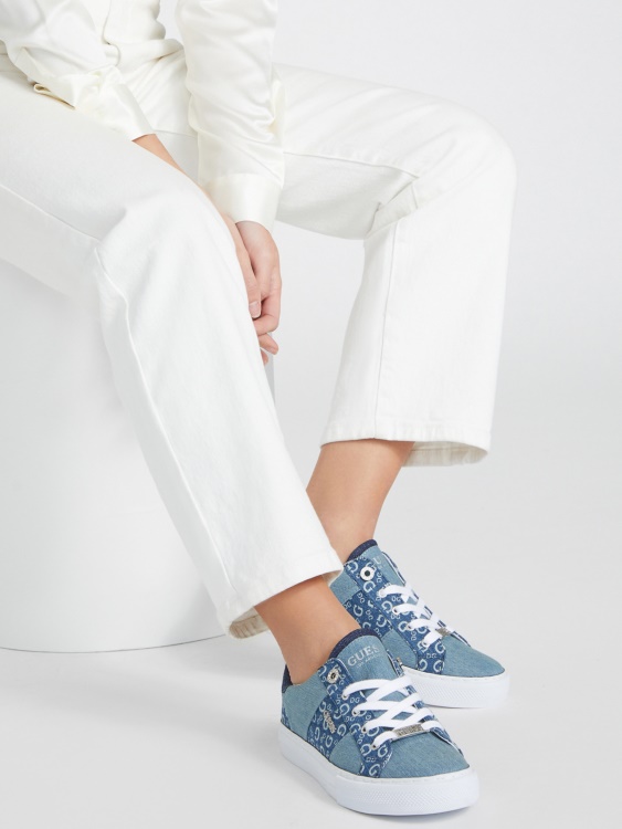 Guess светло сини ниски кецове Lookat