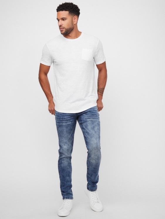 естествени тесни дънки Guess Sammy с много пране