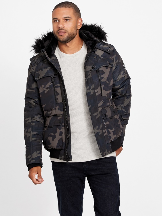 Guess Camo Puffy Yak Dustin